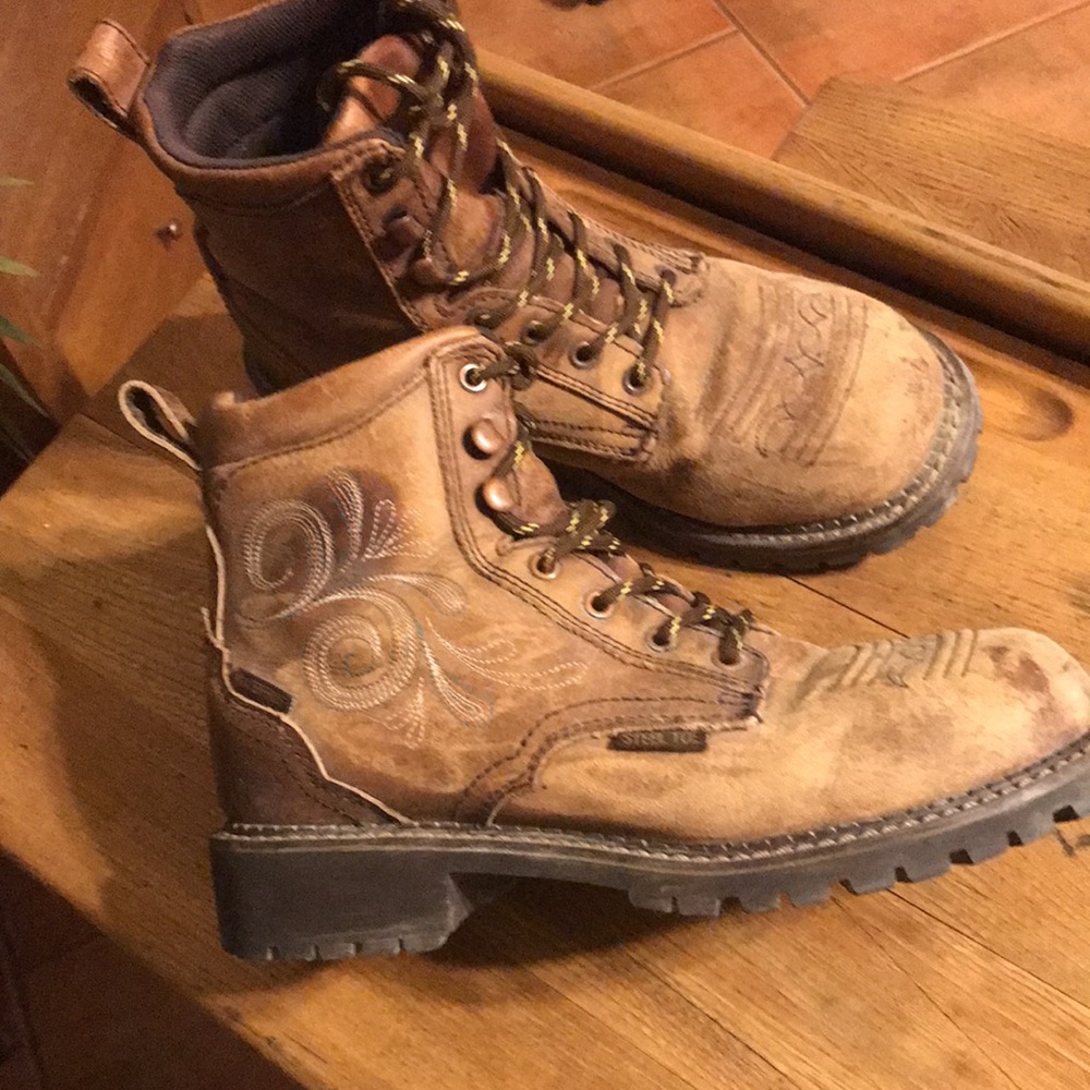 Justin’s, size 7.5